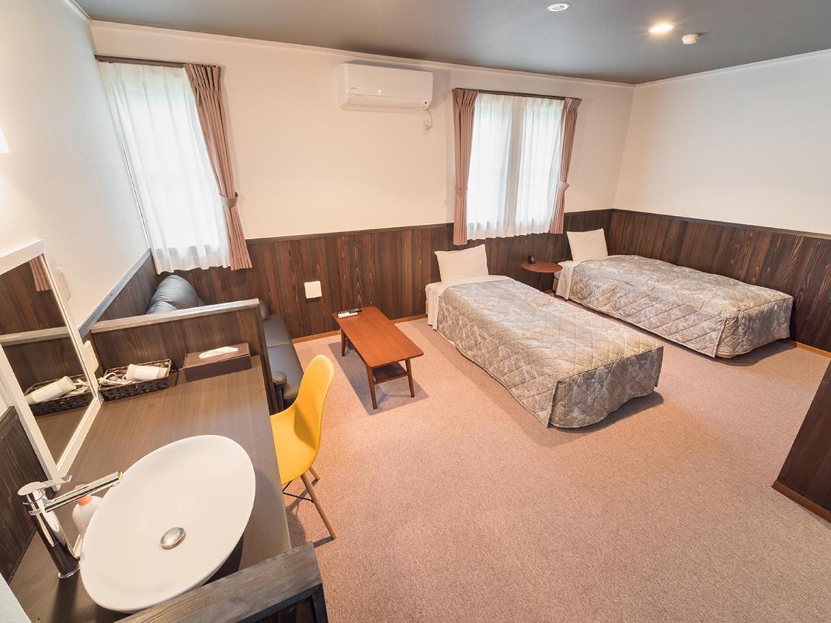 The Pageant Hostel Nikkó Kültér fotó