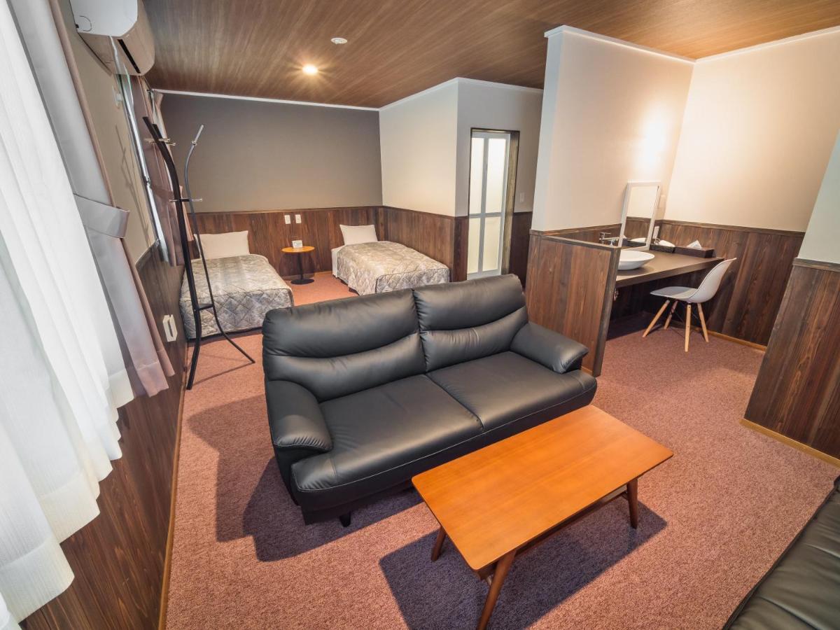 The Pageant Hostel Nikkó Kültér fotó